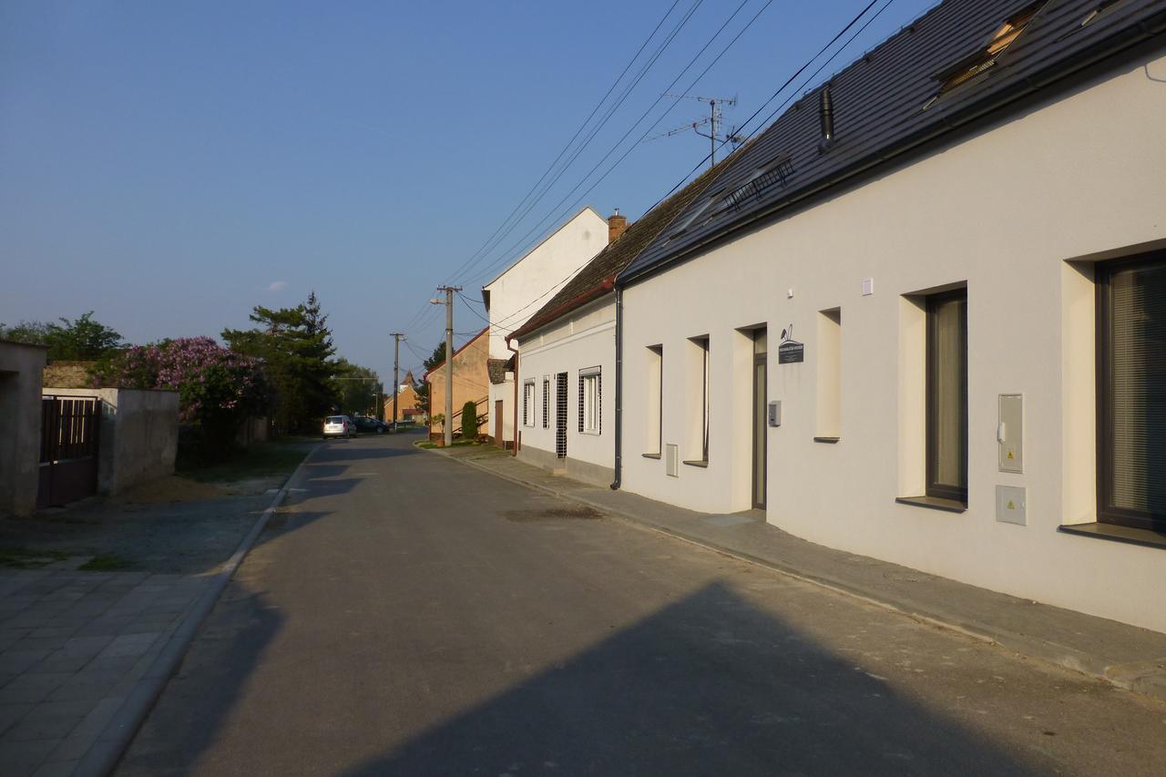 Appartamento Pod Králičím vrchem Milovice  Esterno foto
